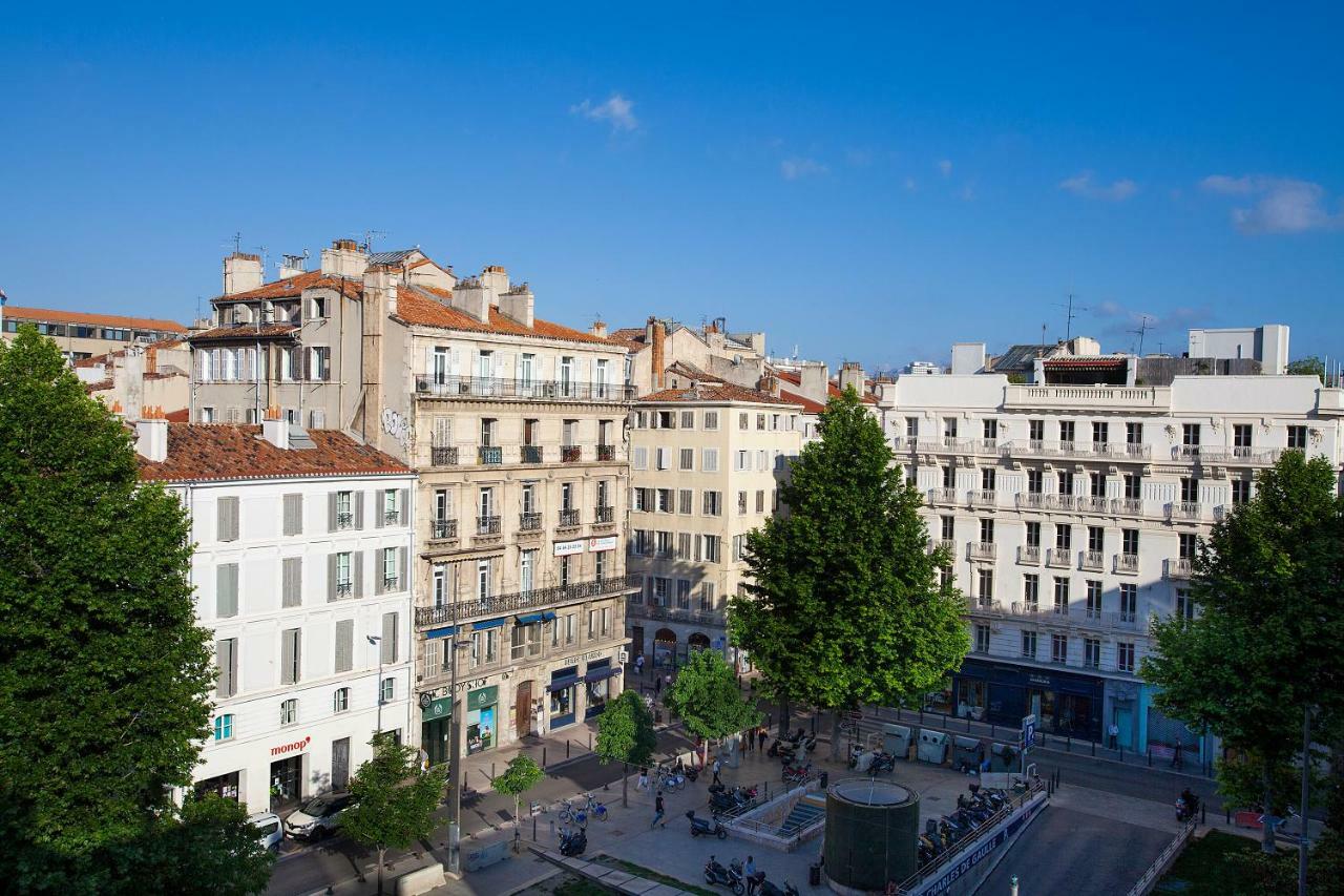 Place Au Manege Marseille Eksteriør billede